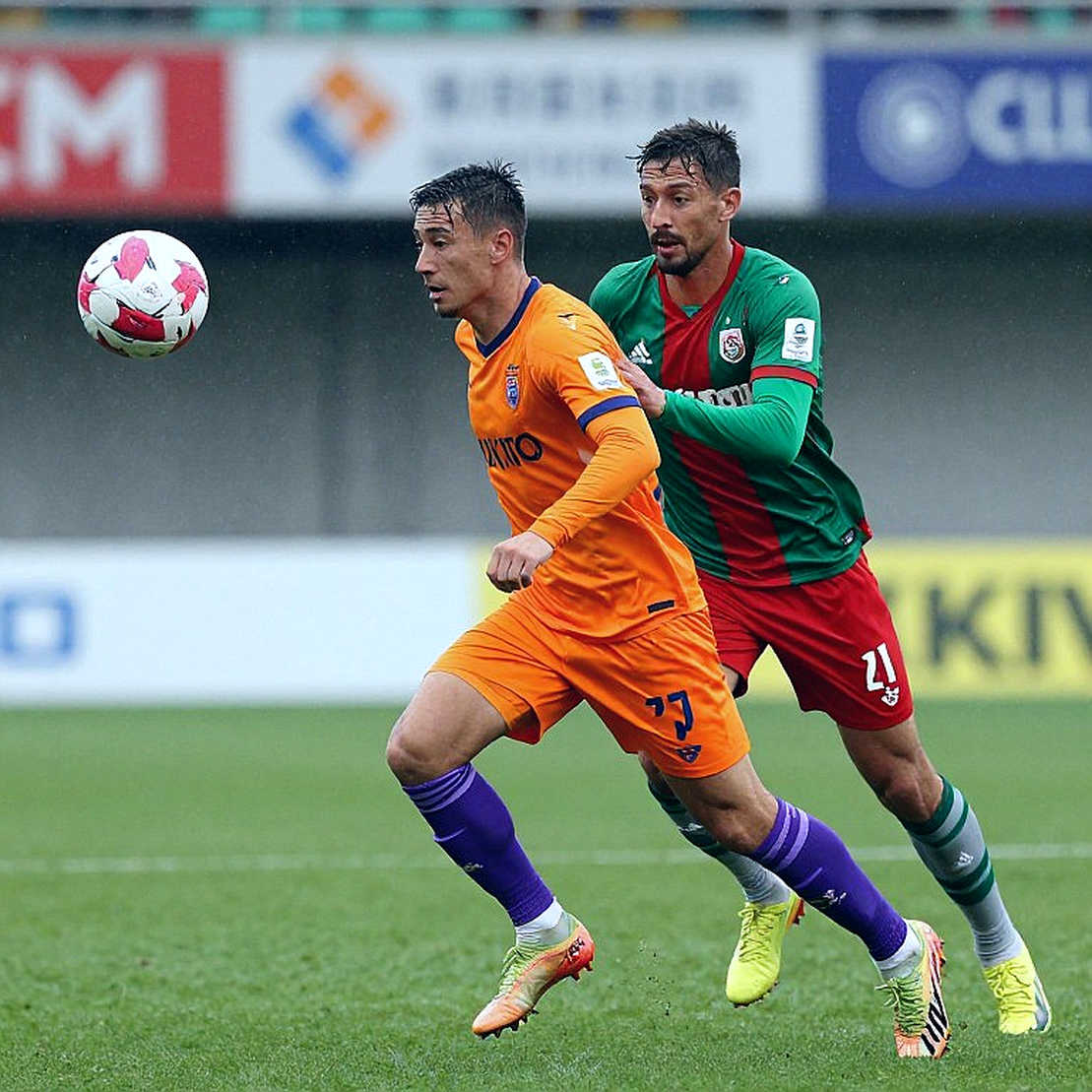 Cuốn sổ trống bên đường biên V.League và kỷ luật của người viết không có dữ liệu
