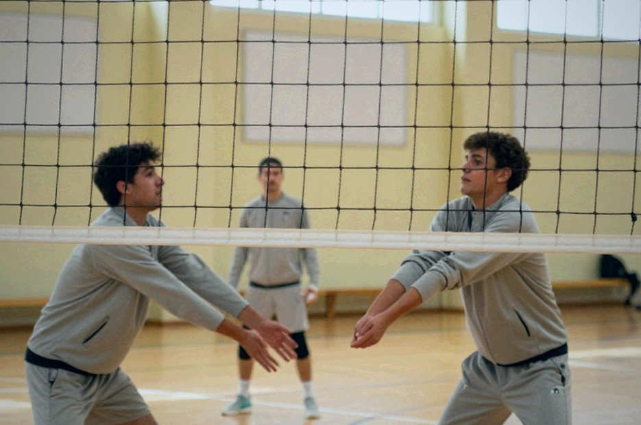 Ba mươi năm danh hiệu MOP bóng chuyền nữ NCAA: vị trí, chuỗi lặp lại và lối ra bãi biển