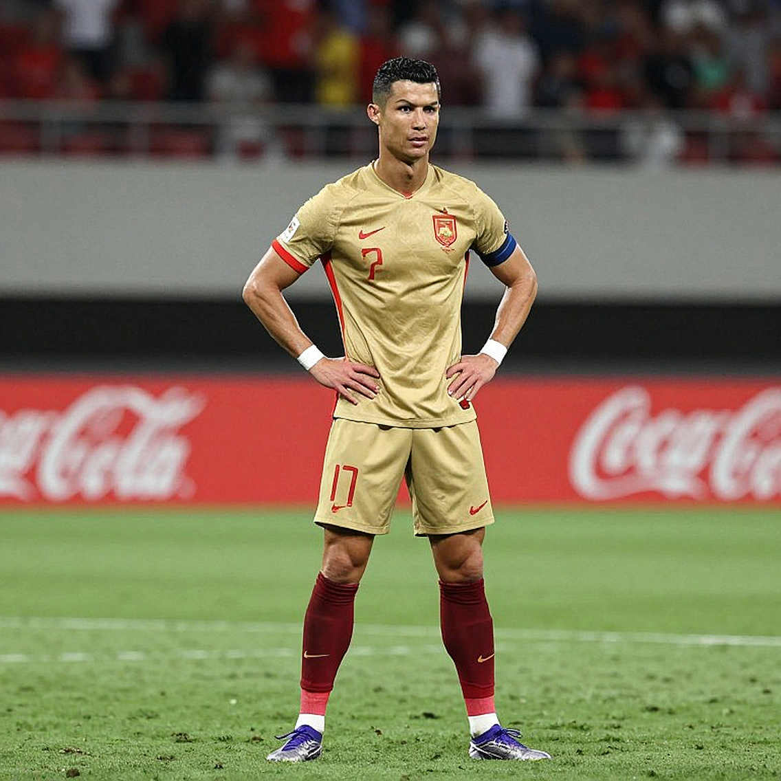 Vietnam 4-2 Pakistan: Four Goals and a Backline Still Telling Its Story Vietnam 4-2 Pakistan: Four Goals and a Backline Still Telling Its Story