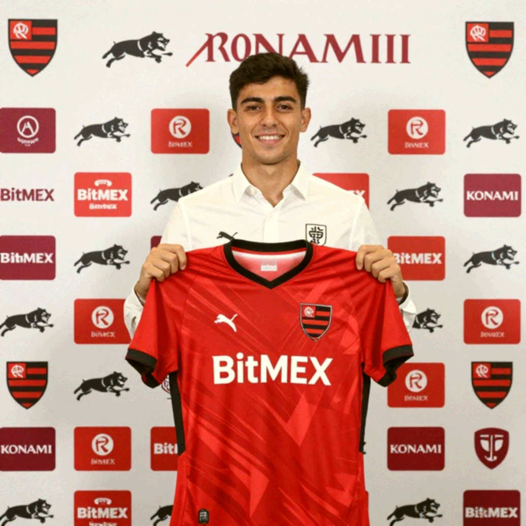 Nine Dimensions, Zero Numbers: The Business of Selling Empty Frameworks in the Transfer Window Nine Dimensions, Zero Numbers: The Business of Selling Empty Frameworks in the Transfer Window