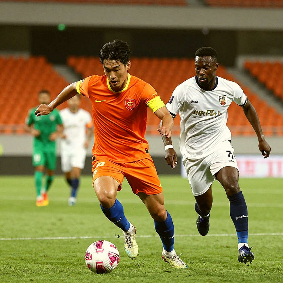 Kỷ nguyên Rafa Márquez: Khi Diego Campillo và bài học từ một buổi tập lúc 7 giờ sáng Kỷ nguyên Rafa Márquez: Khi Diego Campillo và bài học từ một buổi tập lúc 7 giờ sáng
