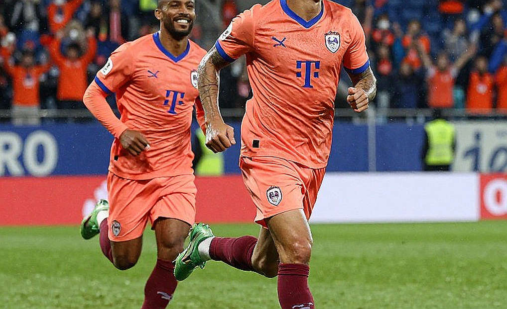 Messi, the Campeones Cup, and the Nine-Point Gap Nobody Wants to Read Messi, the Campeones Cup, and the Nine-Point Gap Nobody Wants to Read