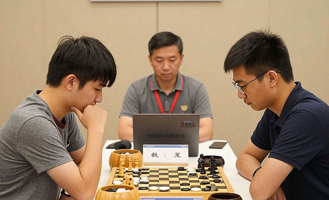 GCL 2026: Nepomniachtchi làm Carlsen toát mồ hôi trước khi vượt qua Sindarov bằng đồng hồ GCL 2026: Nepomniachtchi làm Carlsen toát mồ hôi trước khi vượt qua Sindarov bằng đồng hồ