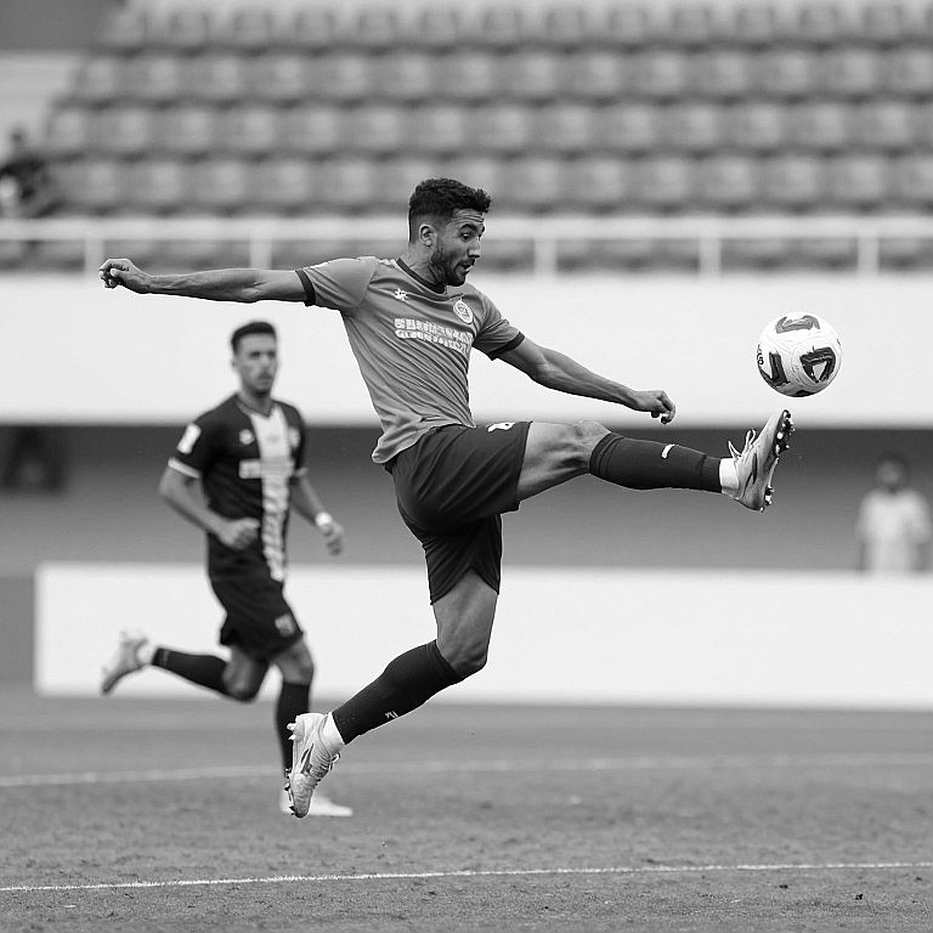 Chuyển nhượng V.League: tiếng ồn nhiều hơn tín hiệu, và đó là vấn đề cấu trúc