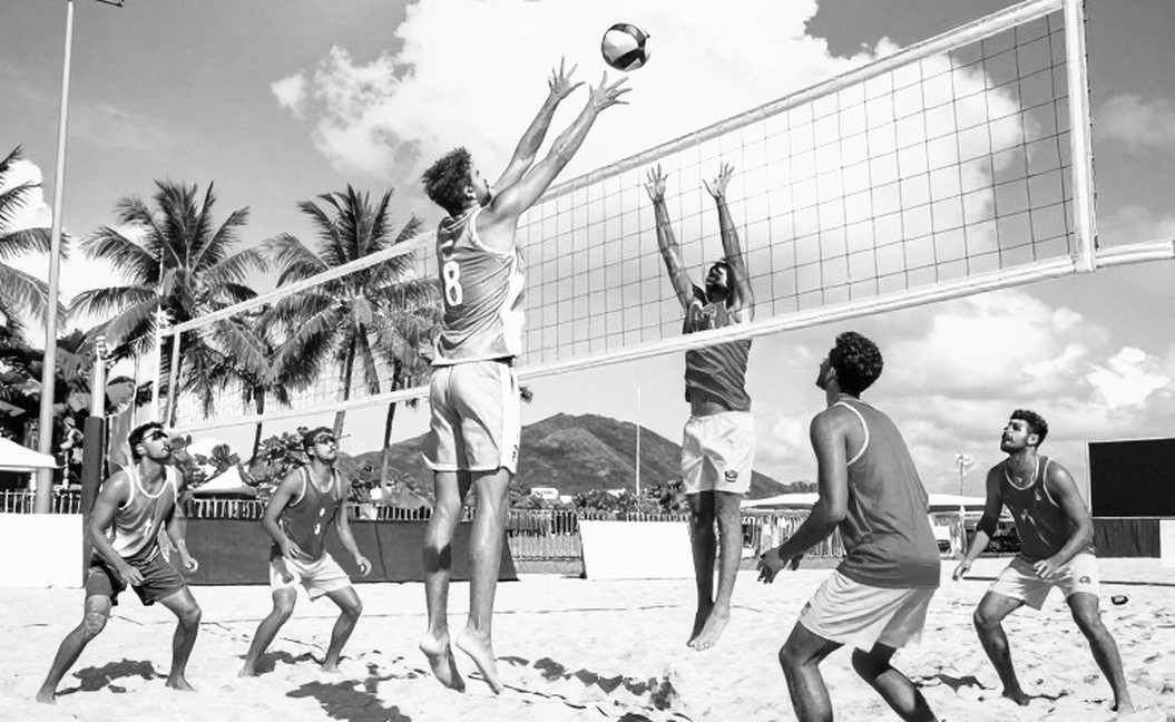 Ba mươi năm MOP bóng chuyền nữ NCAA: vị trí nào được tôn vinh, và con đường ra bãi biển
